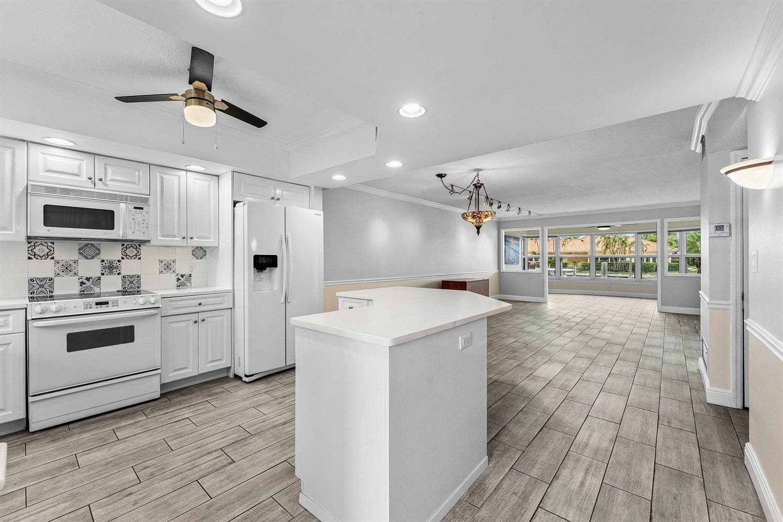 3031 NE 51ST Street # 106W, Fort Lauderdale, FL 33308 photo 2