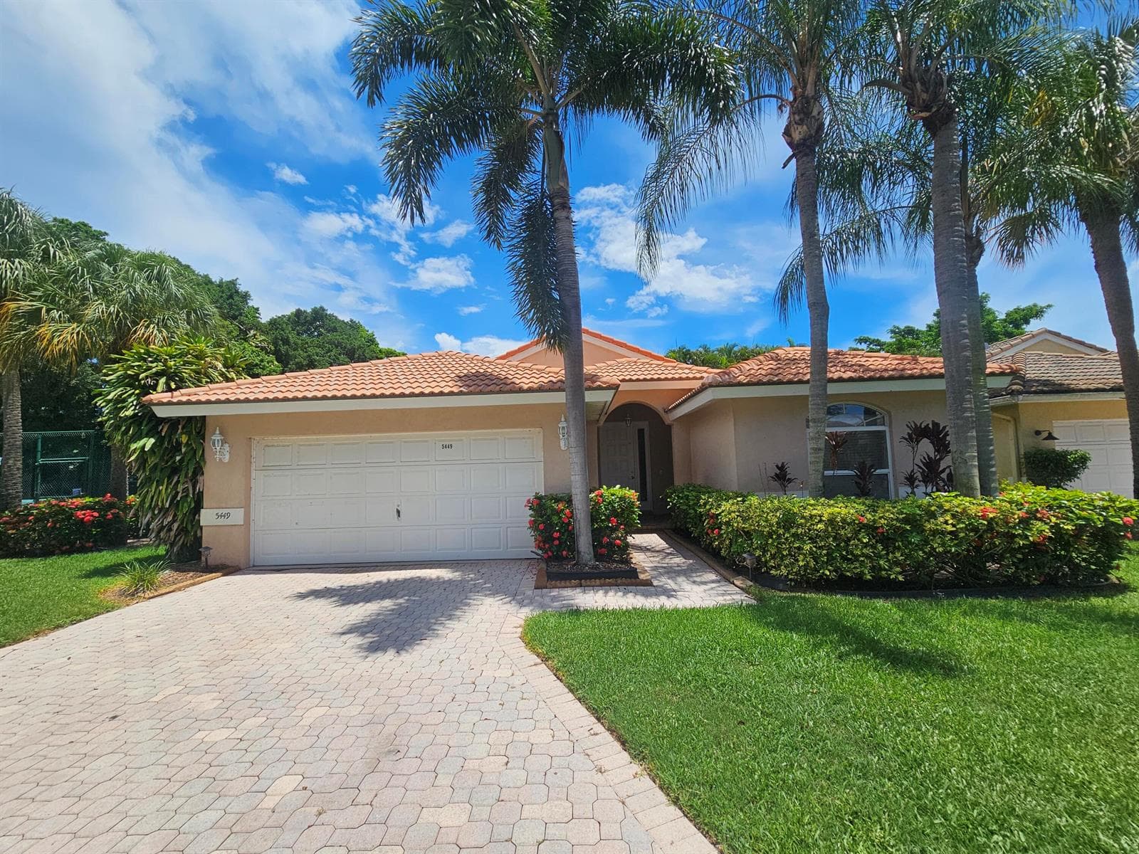 5449 Grande Palm Circle, Delray Beach, FL 33484