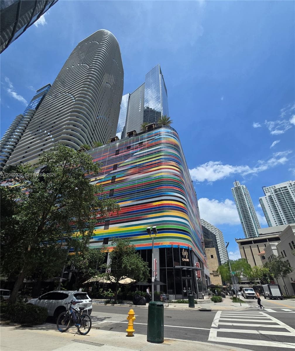 801 S Miami Ave # 2205, Miami, FL 33130 photo 3