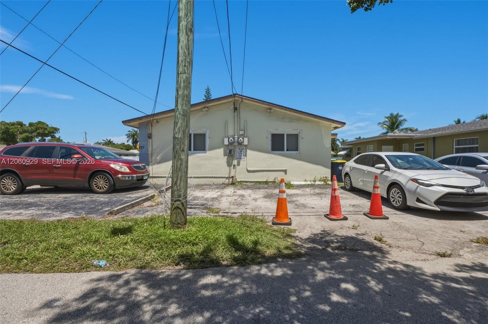137 NE 1st Ct, Dania Beach, FL 33004 photo 4