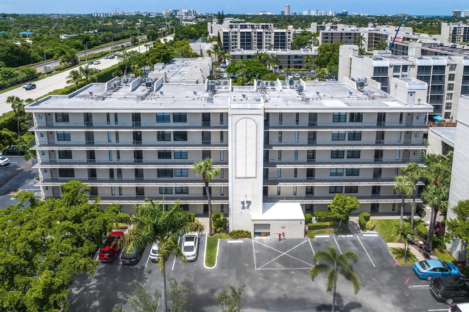 17 ROYAL PALM Way # 6060, Boca Raton, FL 33432 photo 2