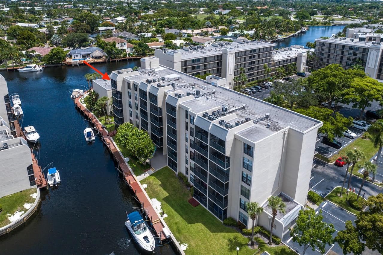 17 ROYAL PALM Way # 6060, Boca Raton, FL 33432