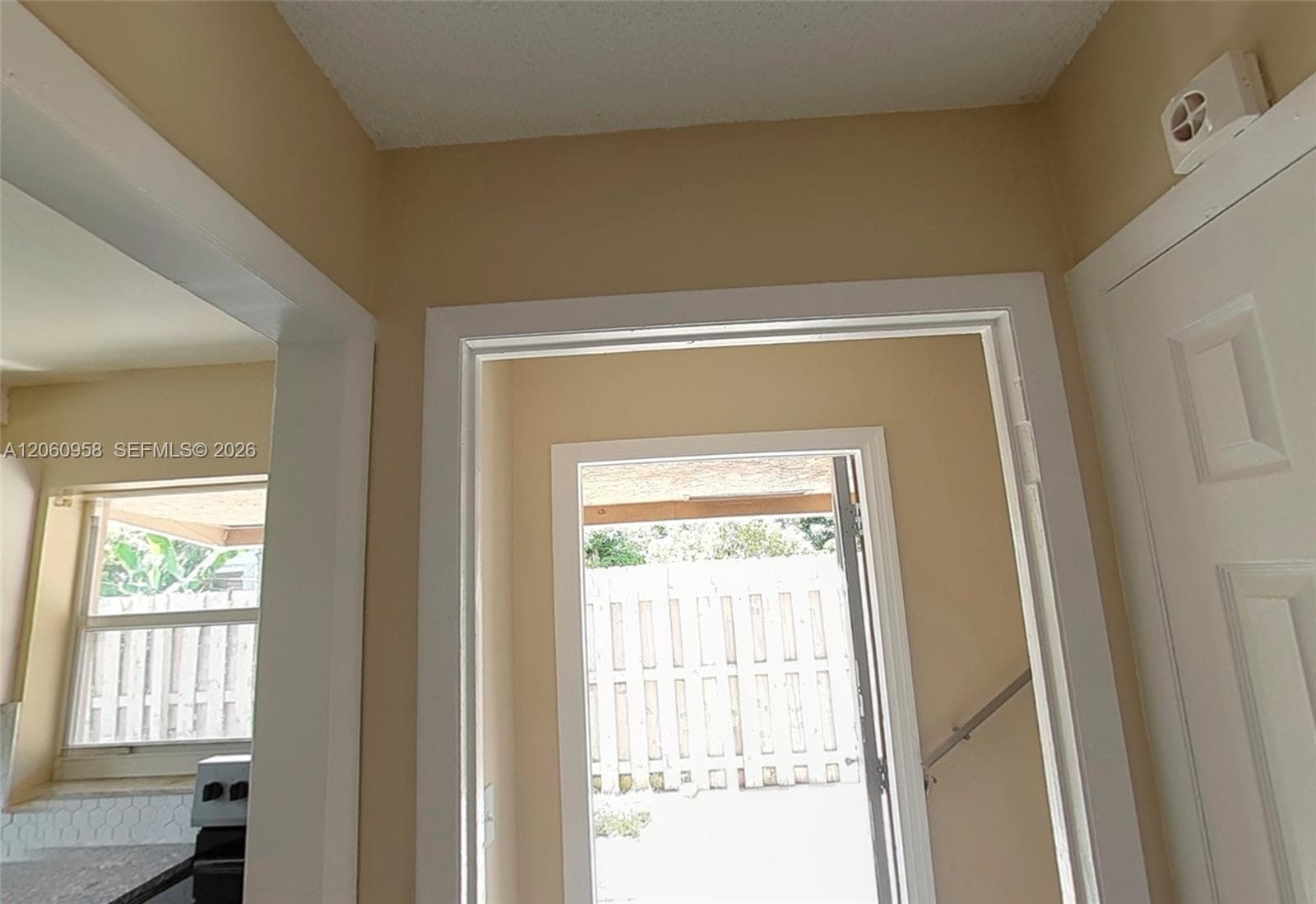 1029 S C St # 1029-1031, Lake Worth, FL 33460 photo 2