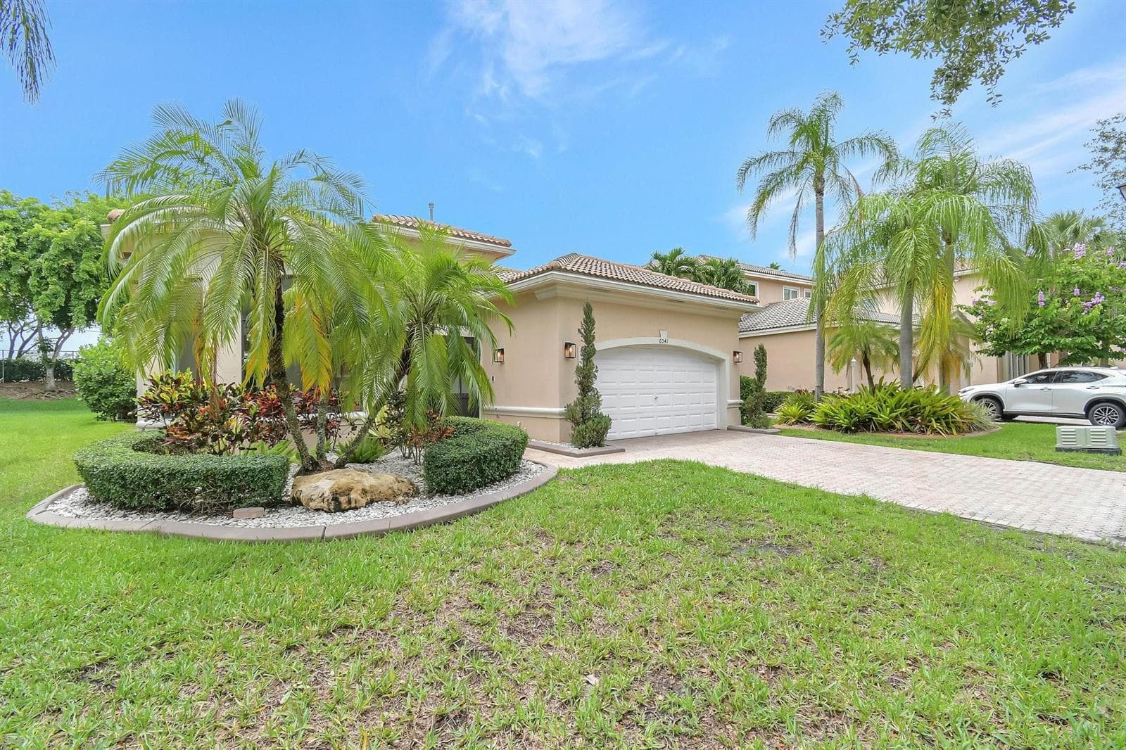 6041 SW 195TH Avenue, Pembroke Pines, FL 33332 photo 2