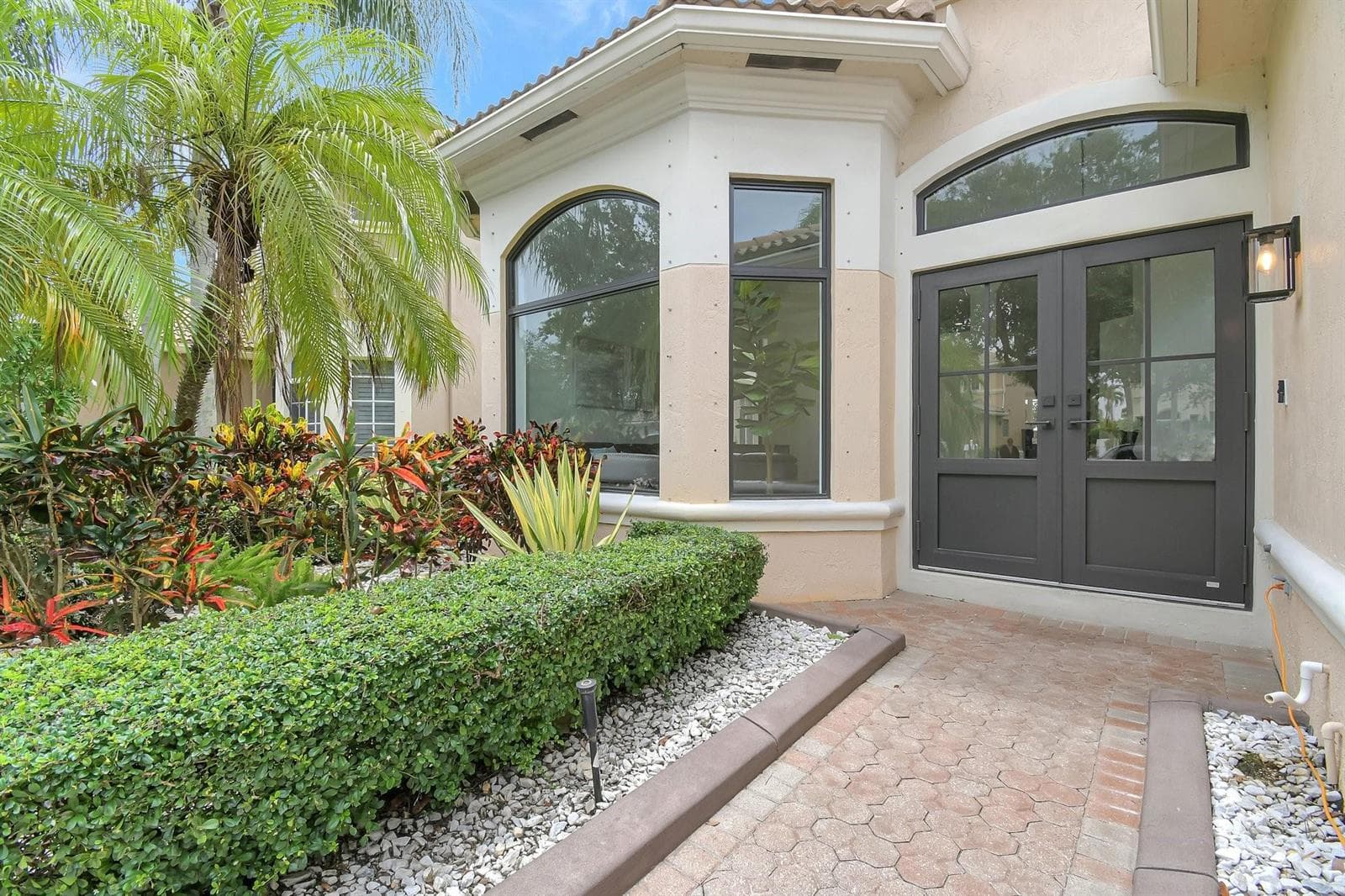 6041 SW 195TH Avenue, Pembroke Pines, FL 33332 photo 3