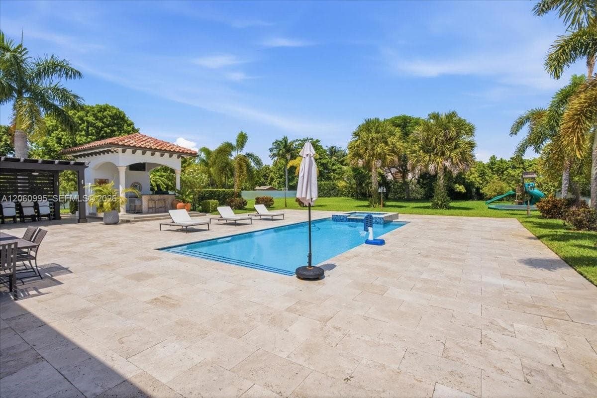 331 SW 124th Ave, Miami, FL 33184 photo 2
