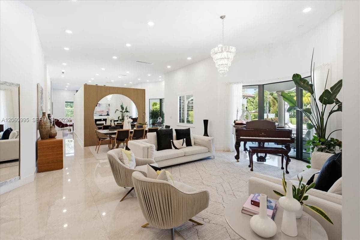 331 SW 124th Ave, Miami, FL 33184 photo 5