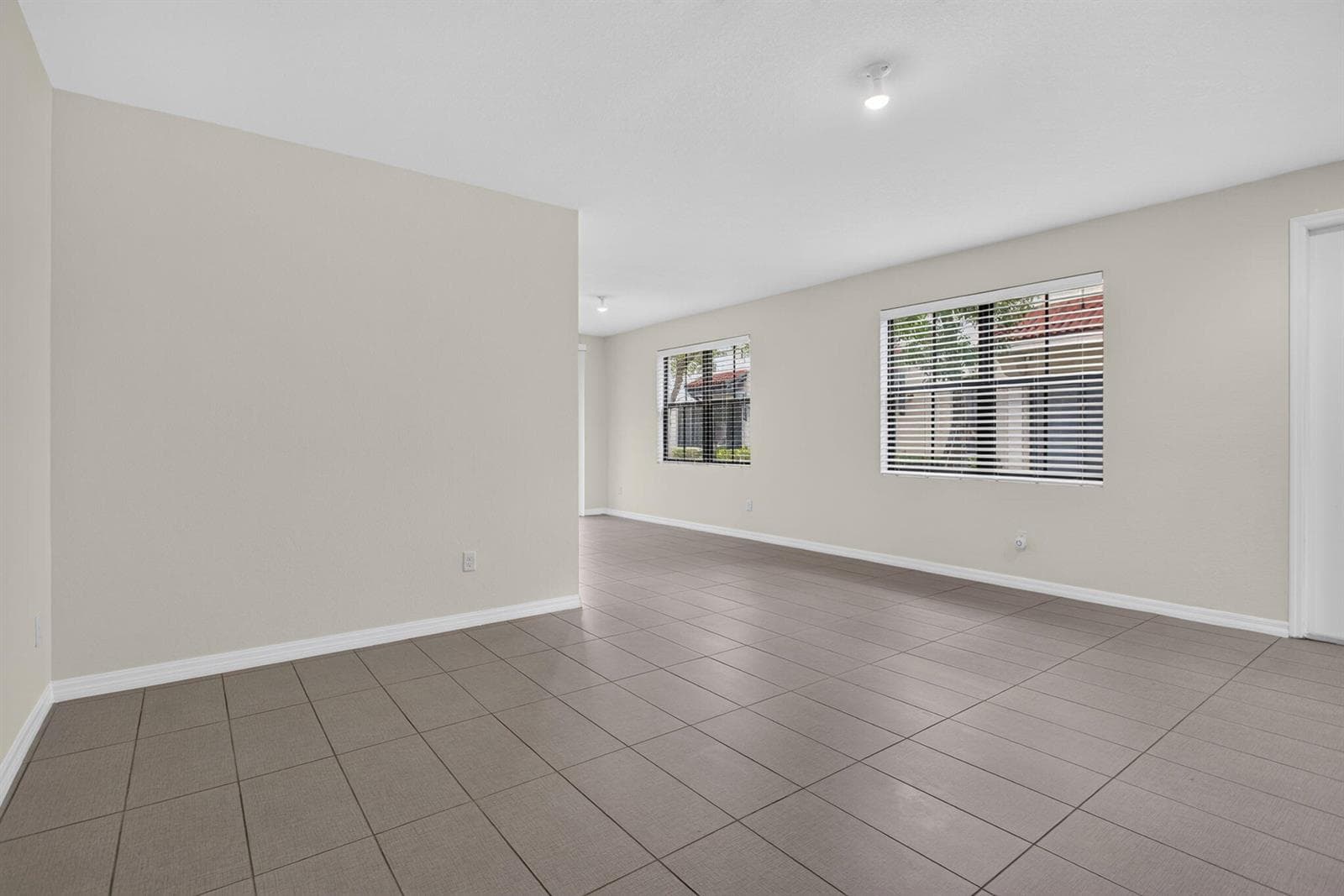 1023 NW 33RD Court, Pompano Beach, FL 33064 photo 5