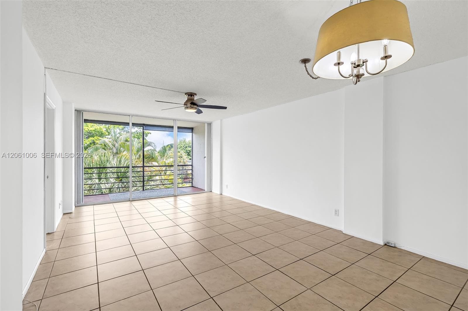112 Royal Park Dr # 3A, Oakland Park, FL 33309 photo 2