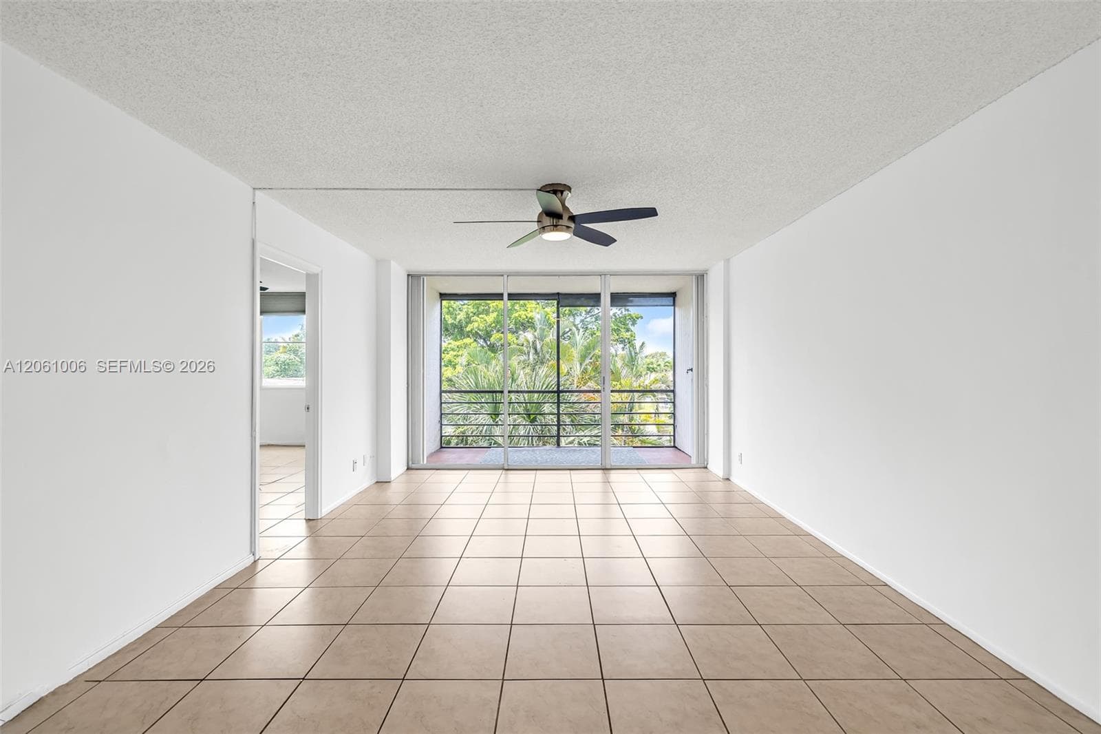 112 Royal Park Dr # 3A, Oakland Park, FL 33309 photo 3