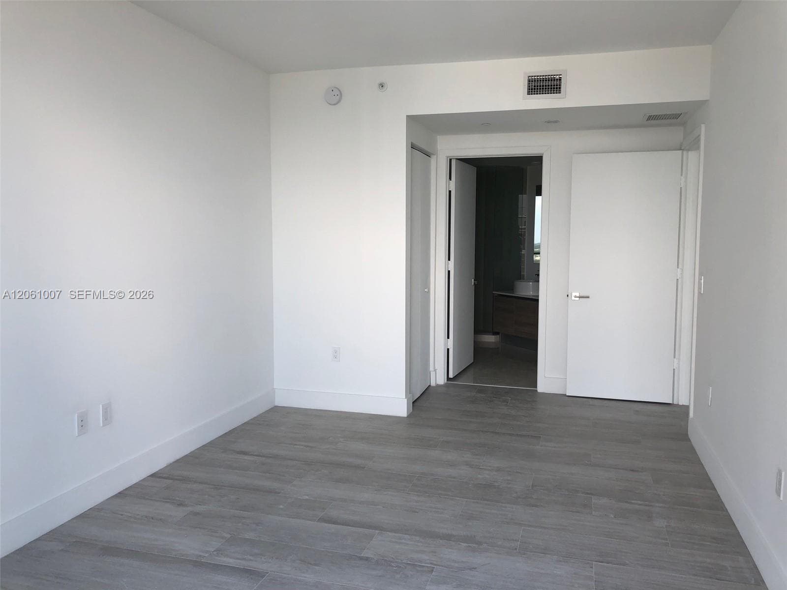 121 NE 34 ST # 1702, Miami, FL 33137 photo 2