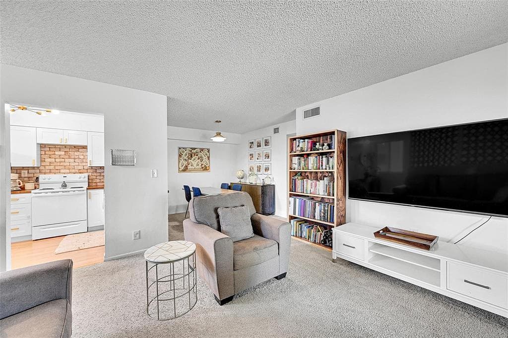 117 GARDENS Drive # 204, Pompano Beach, FL 33069 photo 3