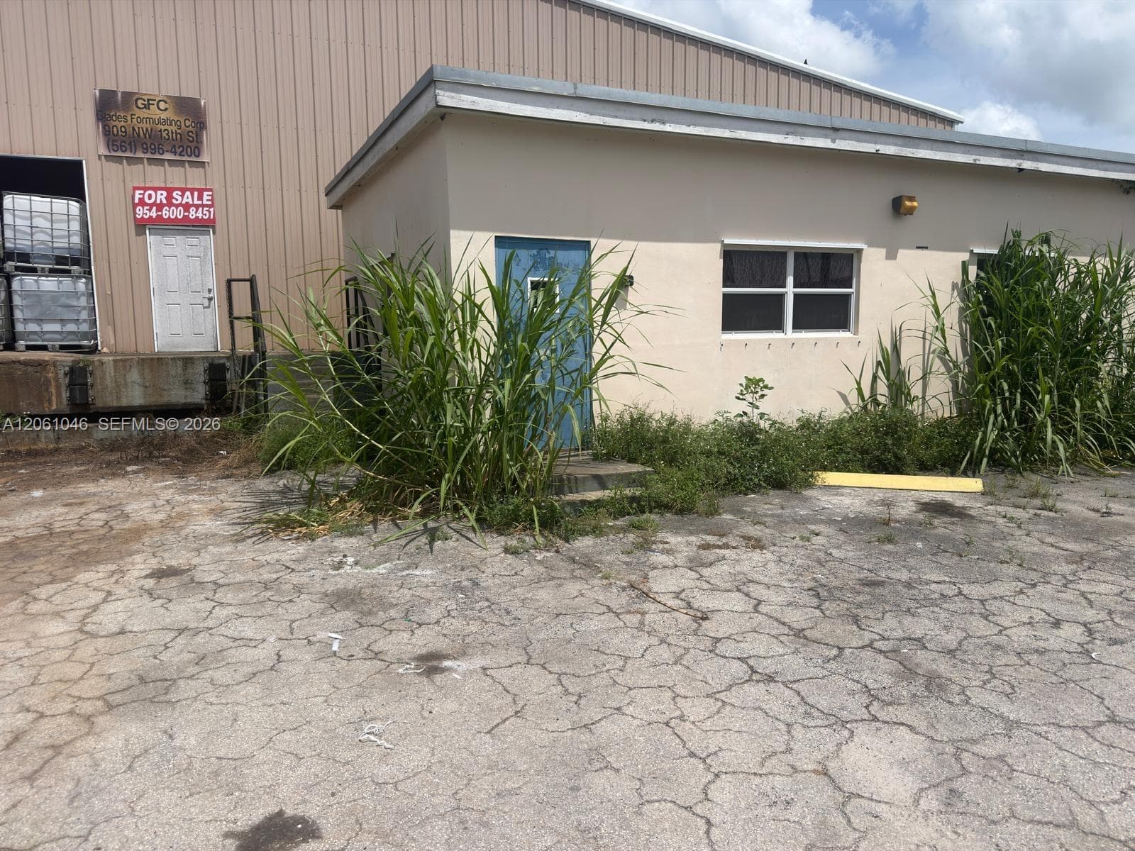 909 NW 13th St, Belle Glade, FL 33430 photo 5