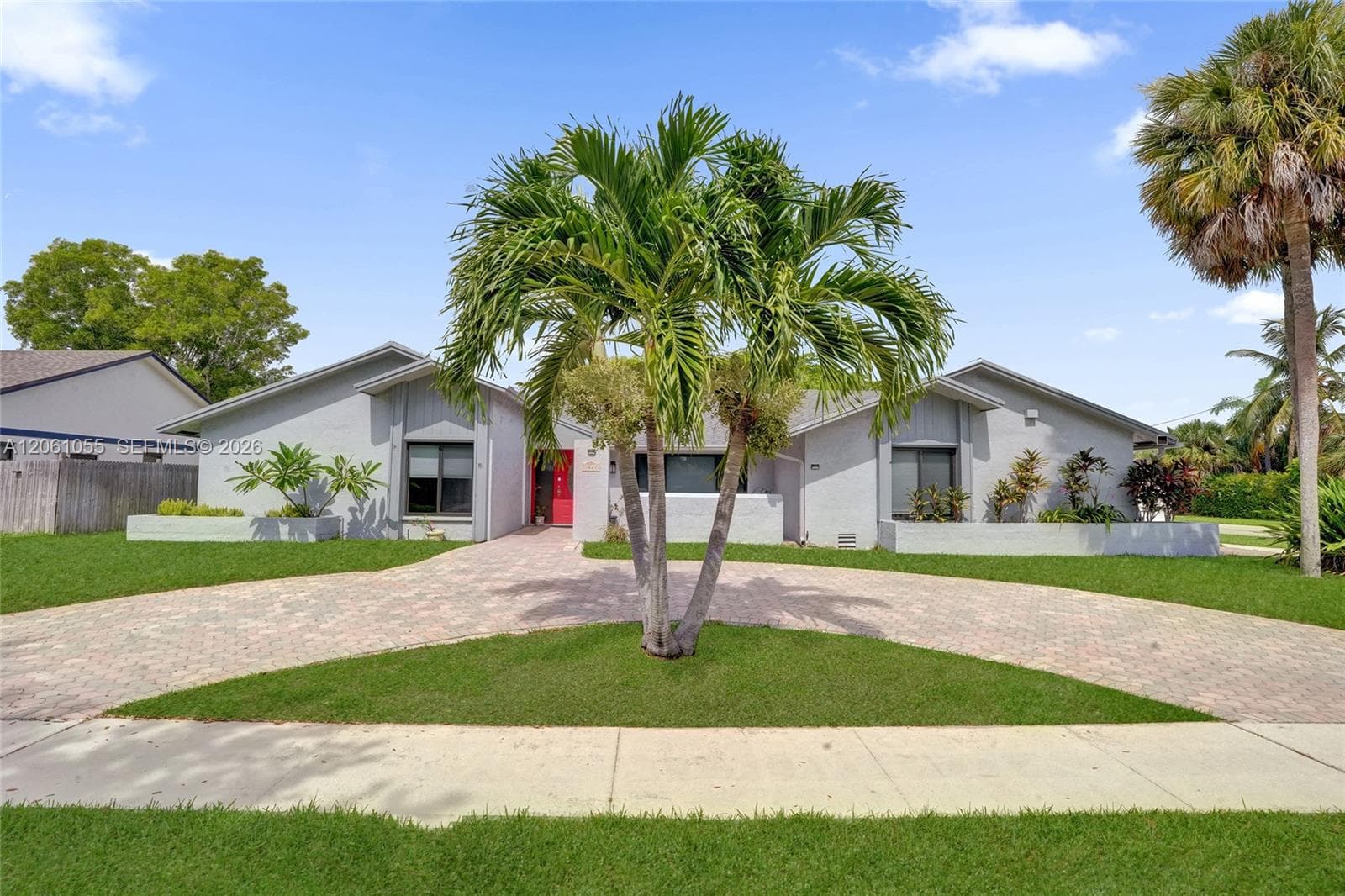 1221 NW 78th Ave, Plantation, FL 33322 photo 2