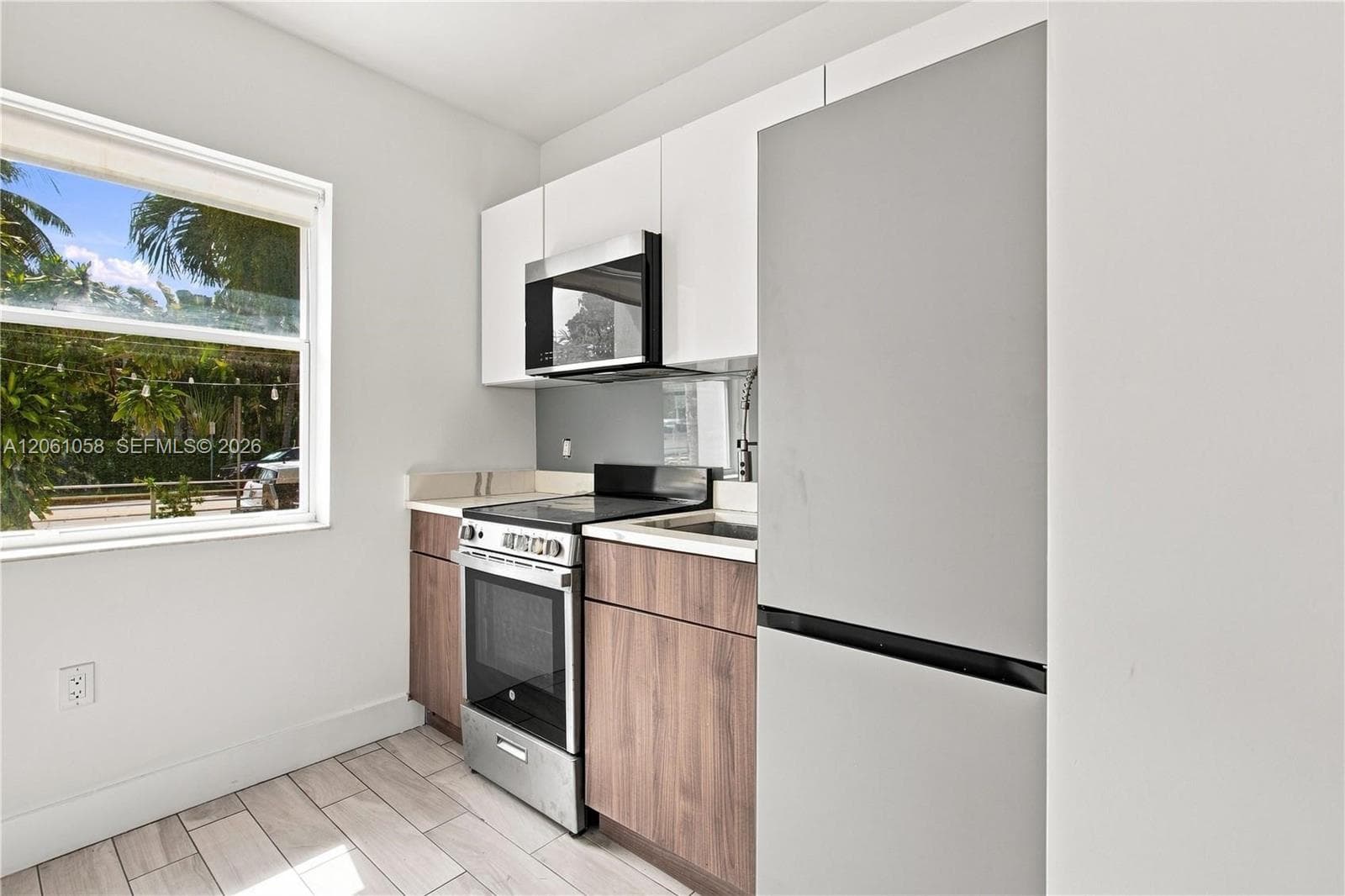 1000 7th St # 4, Miami Beach, FL 33139 photo 2
