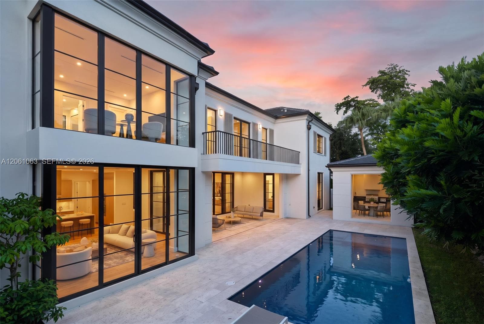1220 S Alhambra Cir, Coral Gables, FL 33146 photo 2