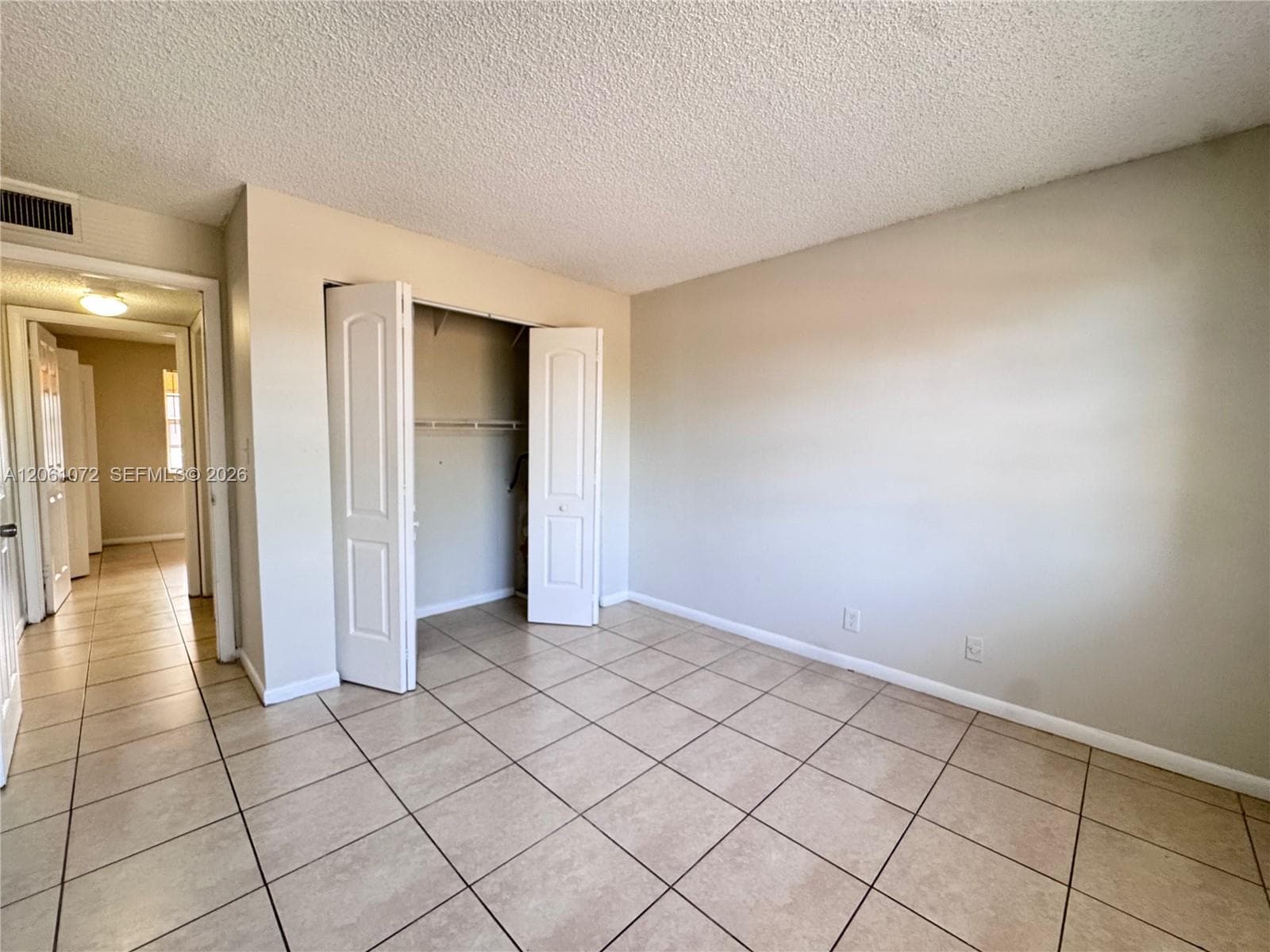 95 NE 41st St # J153, Oakland Park, FL 33334 photo 2