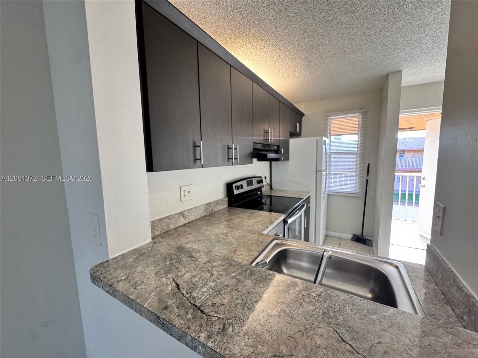 95 NE 41st St # J153, Oakland Park, FL 33334 photo 5