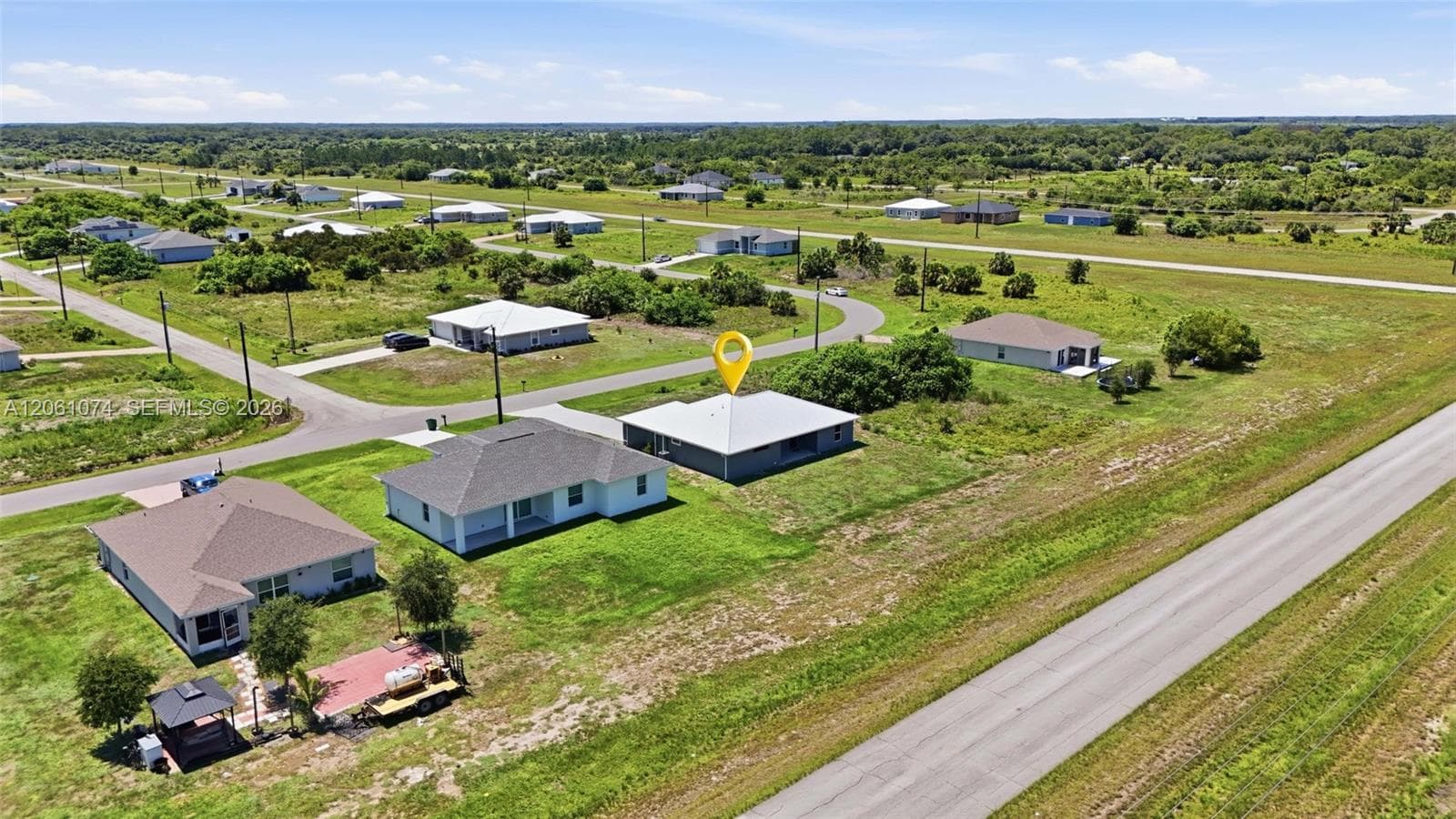 146 Plantation Dr, La Belle, FL 33935 photo 2