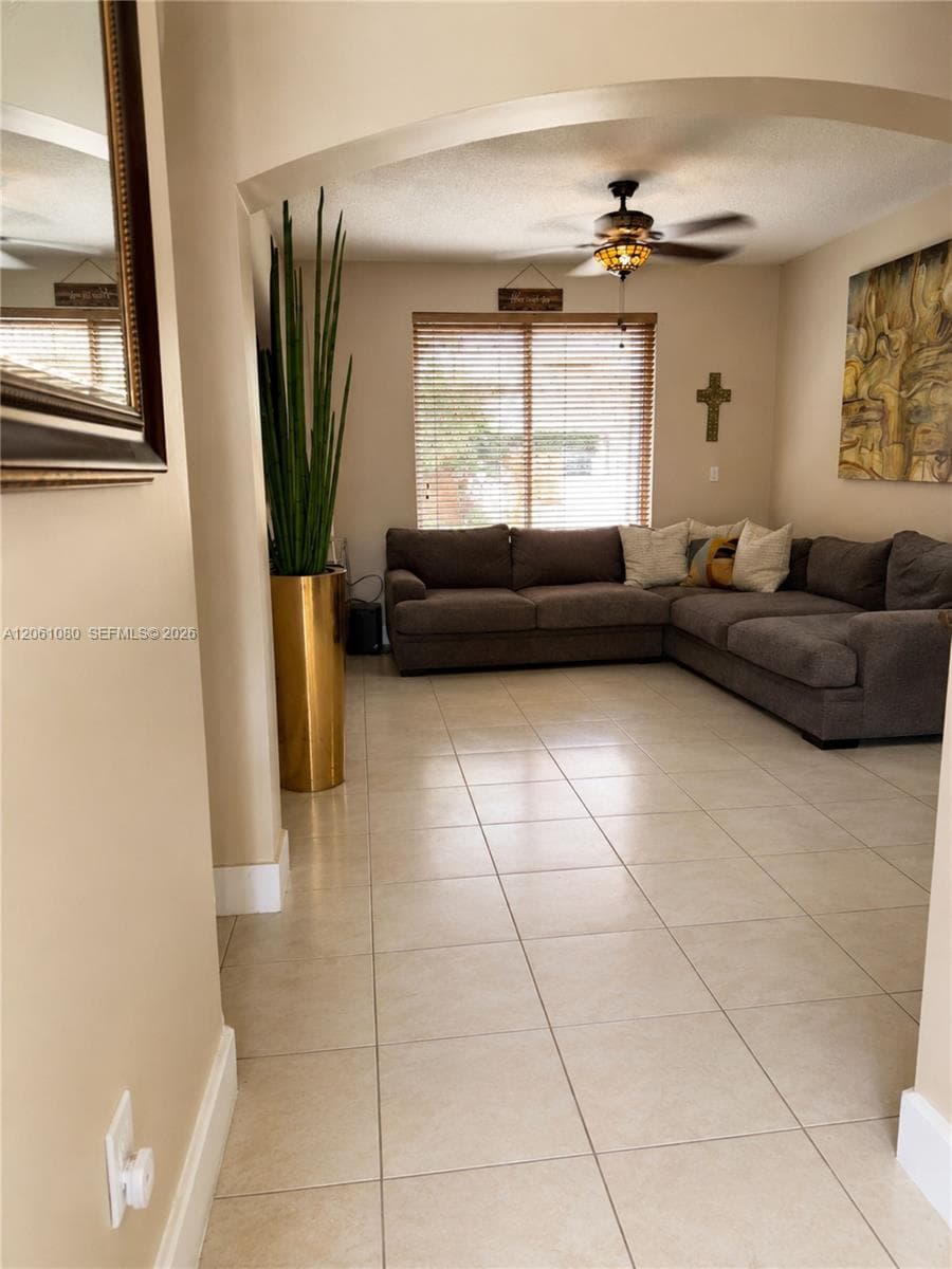 8688 SW 158th Pl, Miami, FL 33193 photo 2