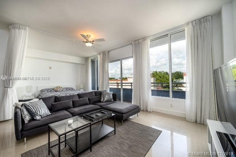 3250 Grand Ave # 302, Miami, FL 33133 photo 2