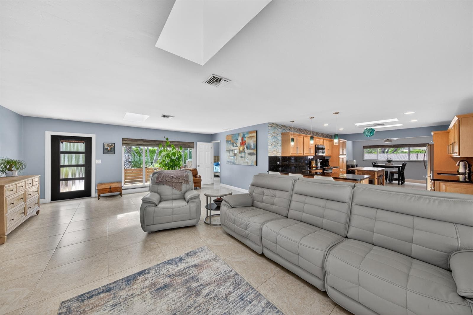 1571 SE 24TH Avenue, Pompano Beach, FL 33062 photo 5