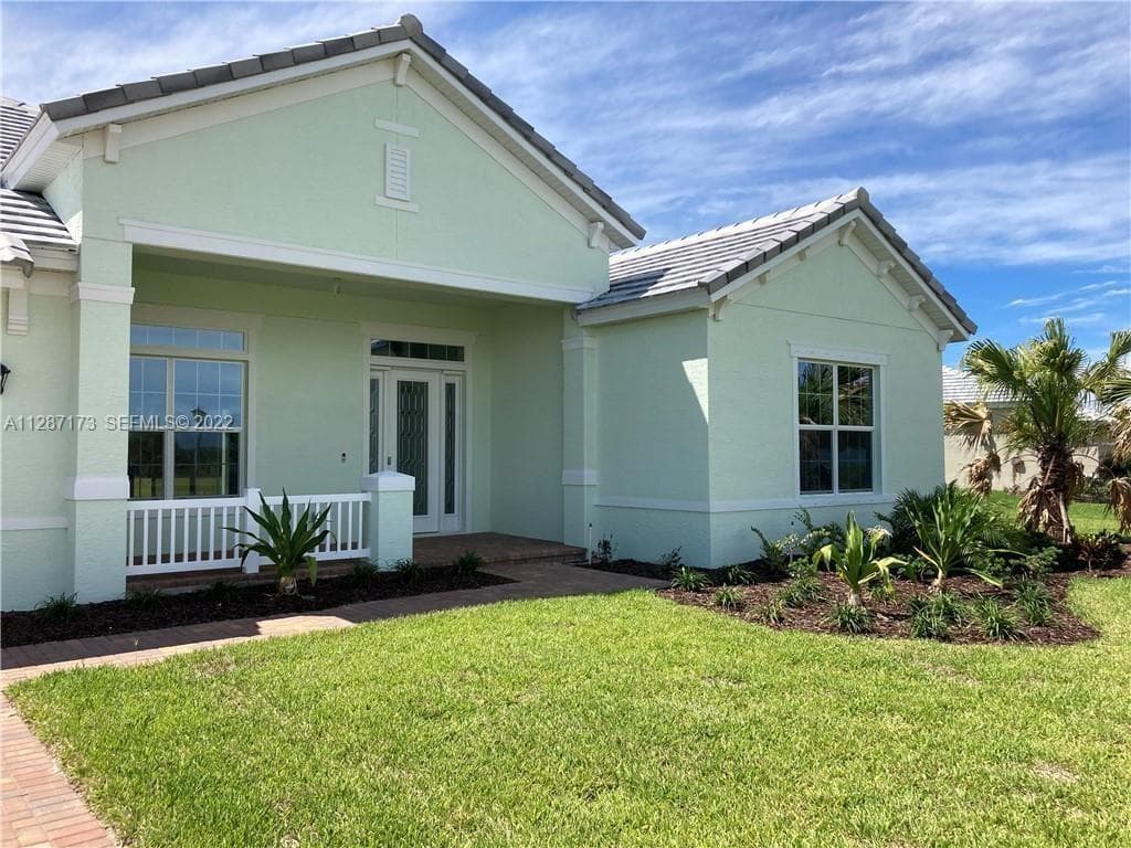 6555 Barbados Court, Vero Beach, FL 32967 photo 4