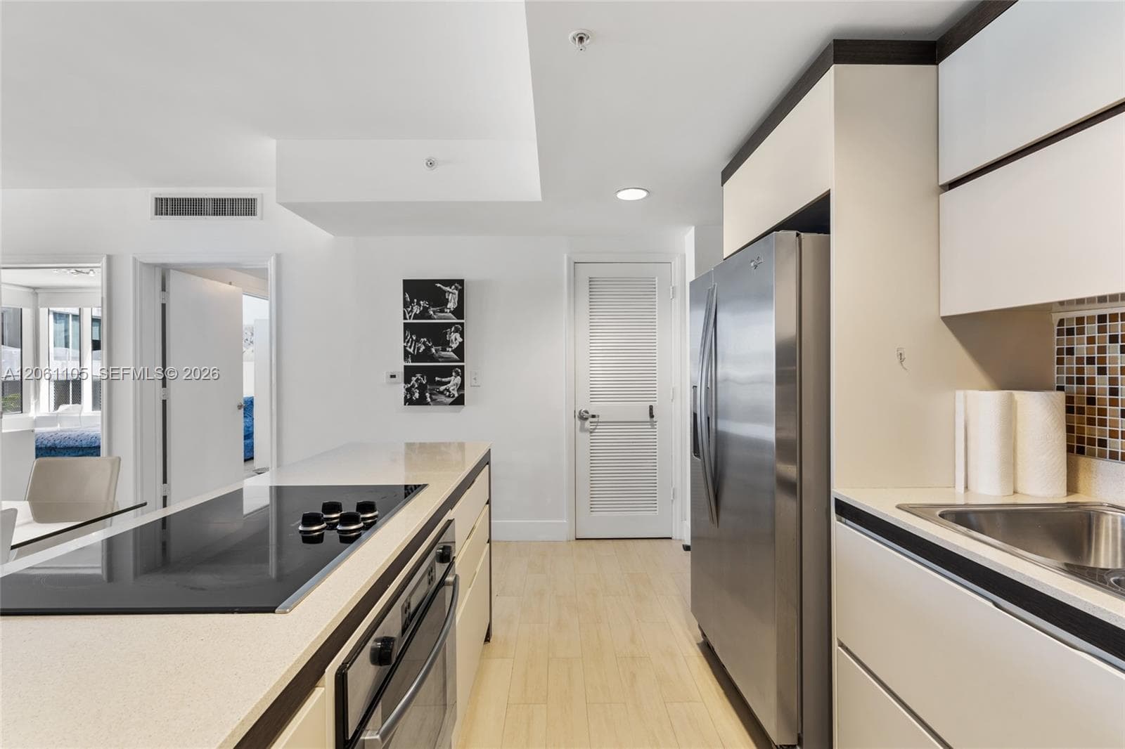 2155 Washington # 401, Miami Beach, FL 33139 photo 5