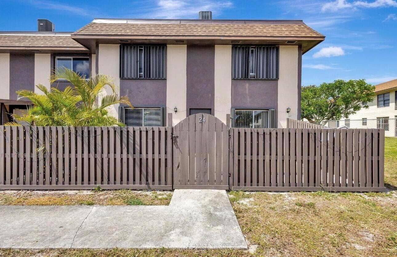 2110 Sherwood Forest Boulevard # 24, West Palm Beach, FL 33415