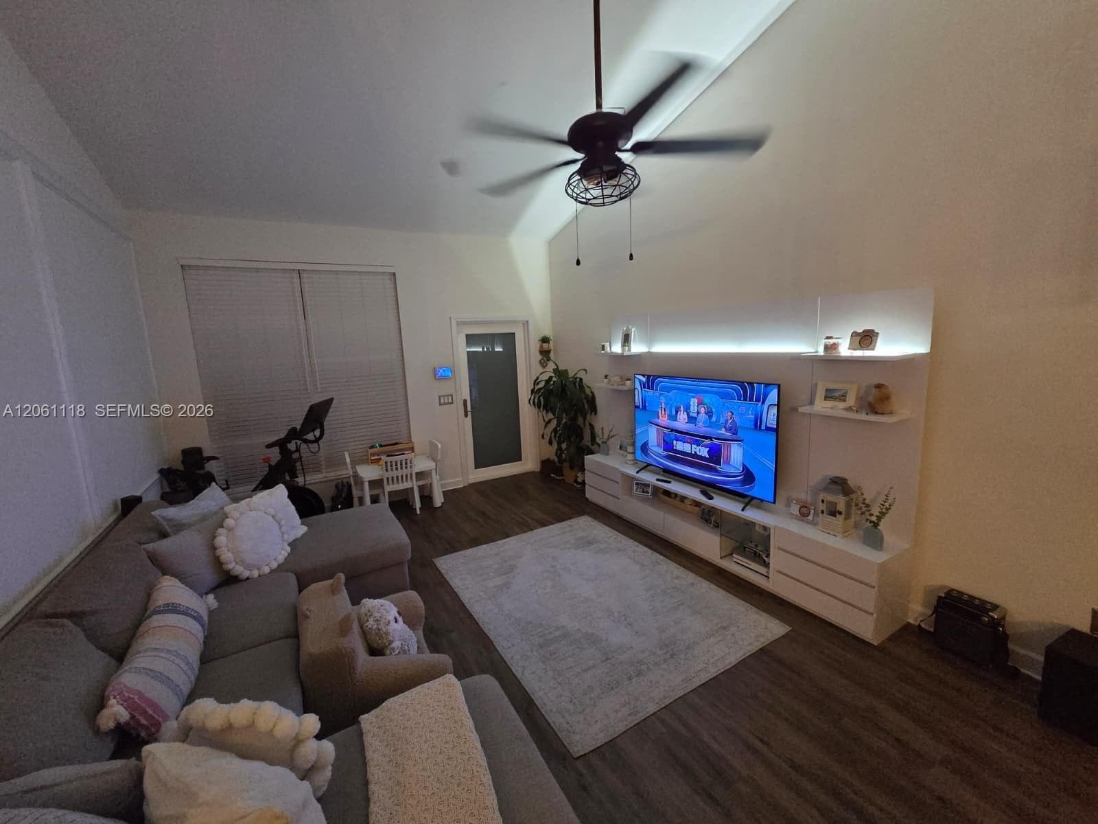 8311 SW 12th St # 1, Pembroke Pines, FL 33025 photo 4