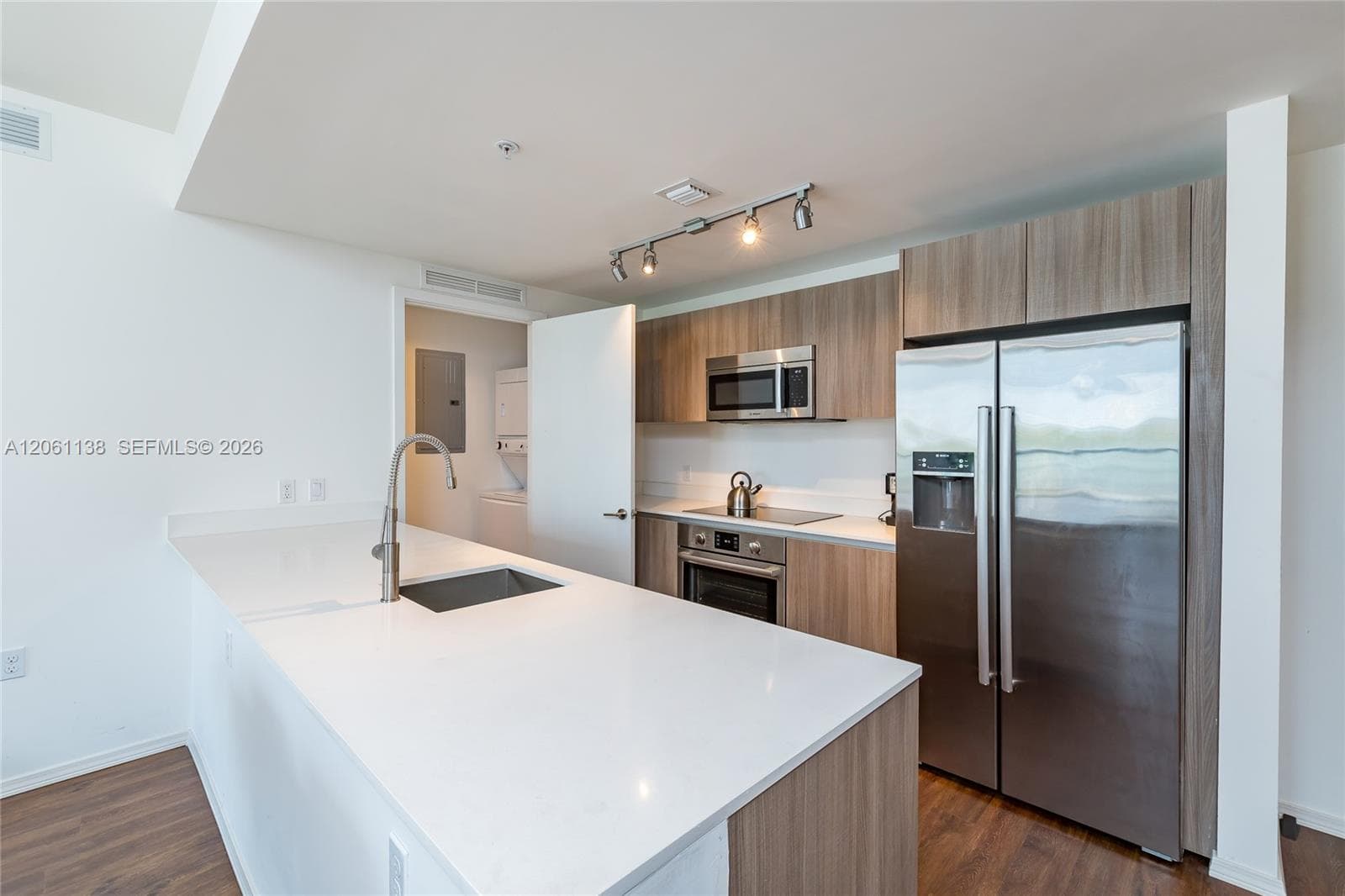 201 SW 17th Rd # 509, Miami, FL 33129 photo 4