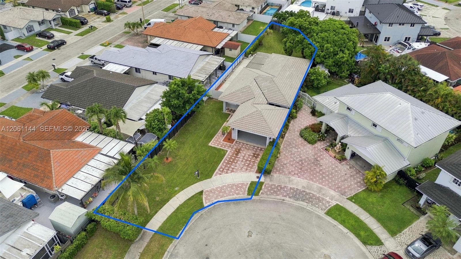 14720 SW 141st Ter, Miami, FL 33196 photo 3
