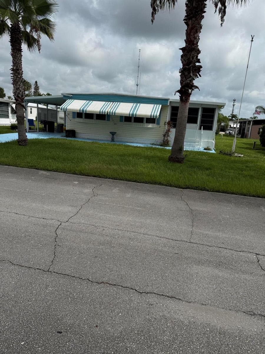 29 Golf Drive, Port St. Lucie, FL 34952 photo 2