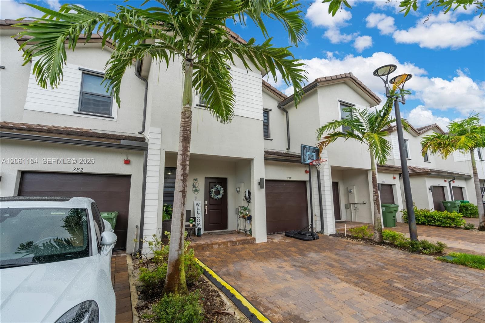278 SW 159th Pl, Pembroke Pines, FL 33027 photo 3