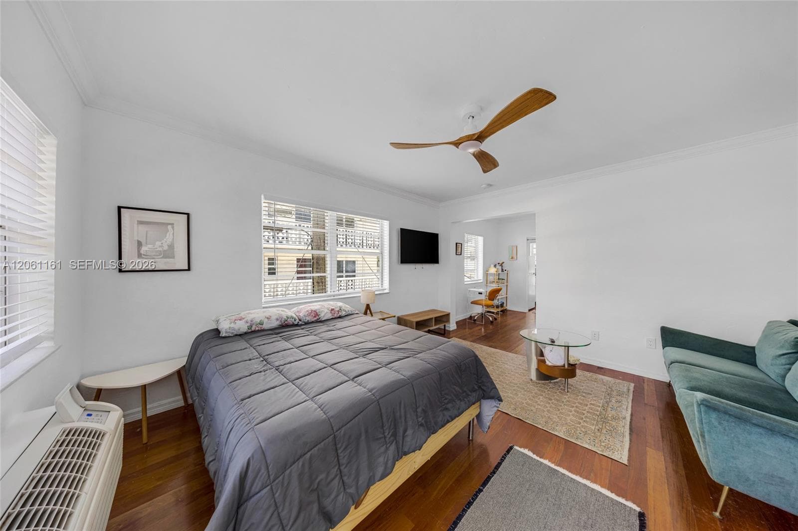 901 Meridian Ave # 207, Miami Beach, FL 33139 photo 2