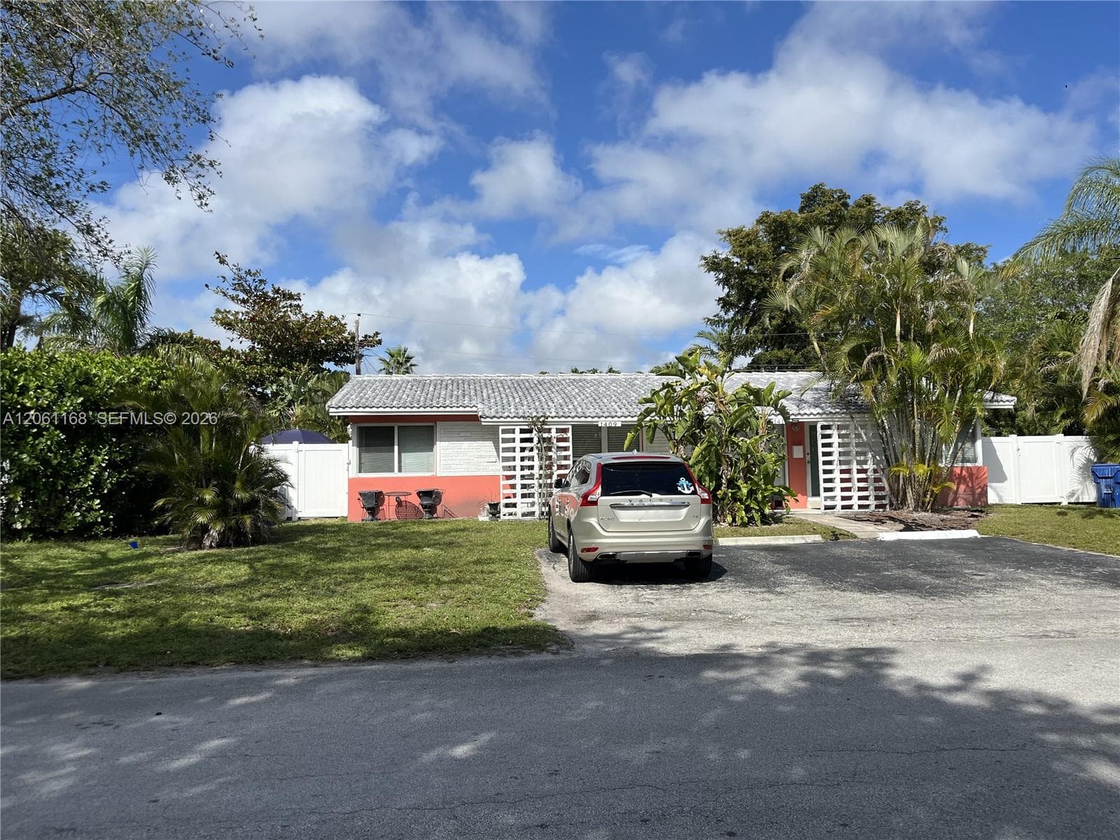 1409 NE 21st St # #1, Wilton Manors, FL 33305