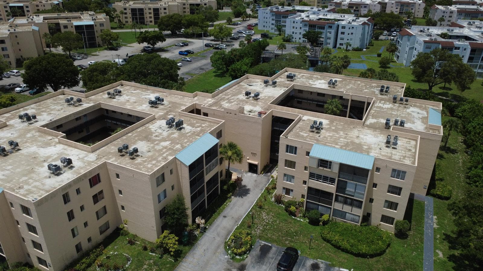 2830 SOMERSET Drive # 104N, Lauderdale Lakes, FL 33311 photo 4