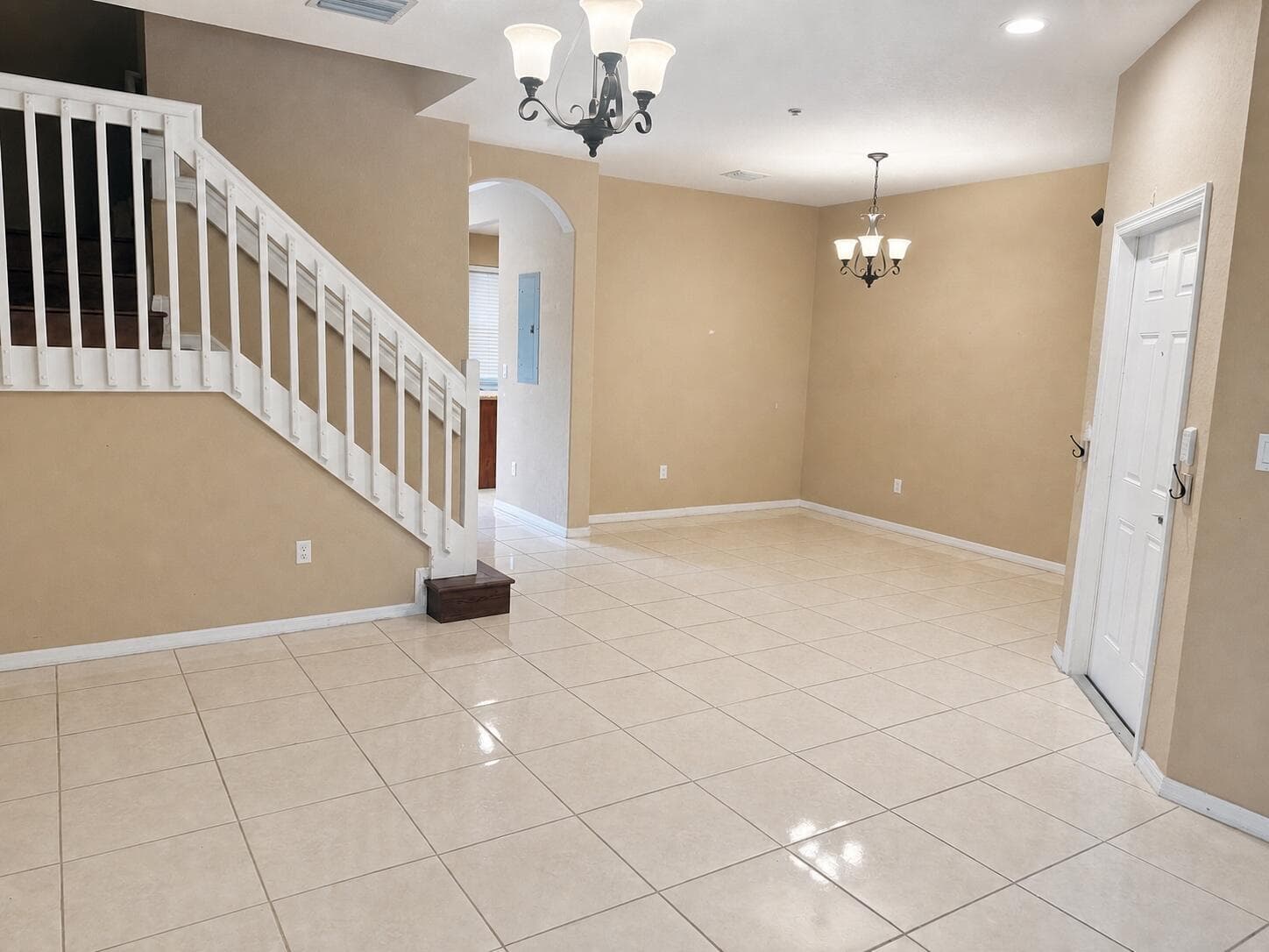 2851 W PROSPECT Road # 1209, Tamarac, FL 33309
