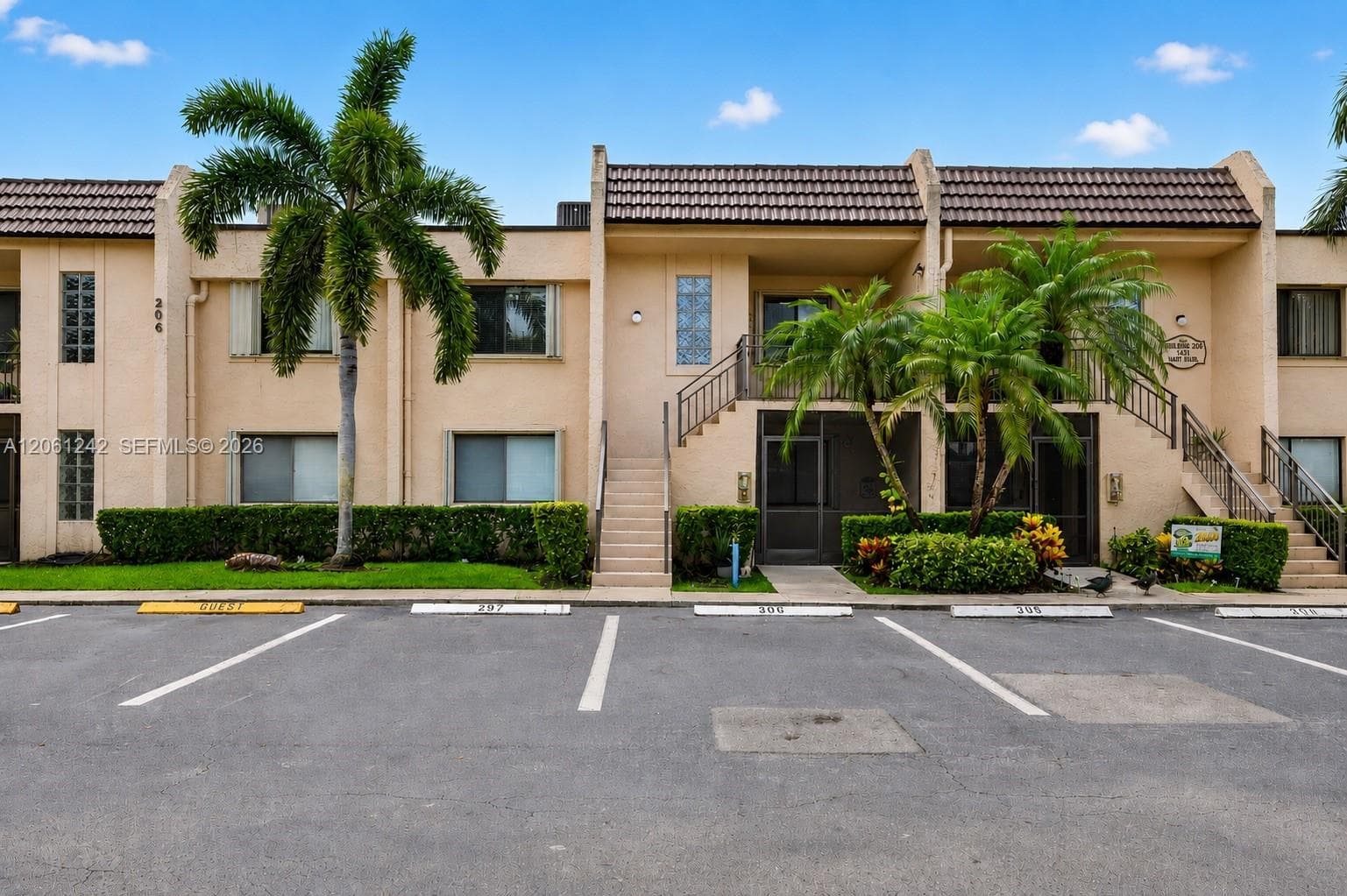 16431 Blatt Blvd # 202, Weston, FL 33326 photo 2