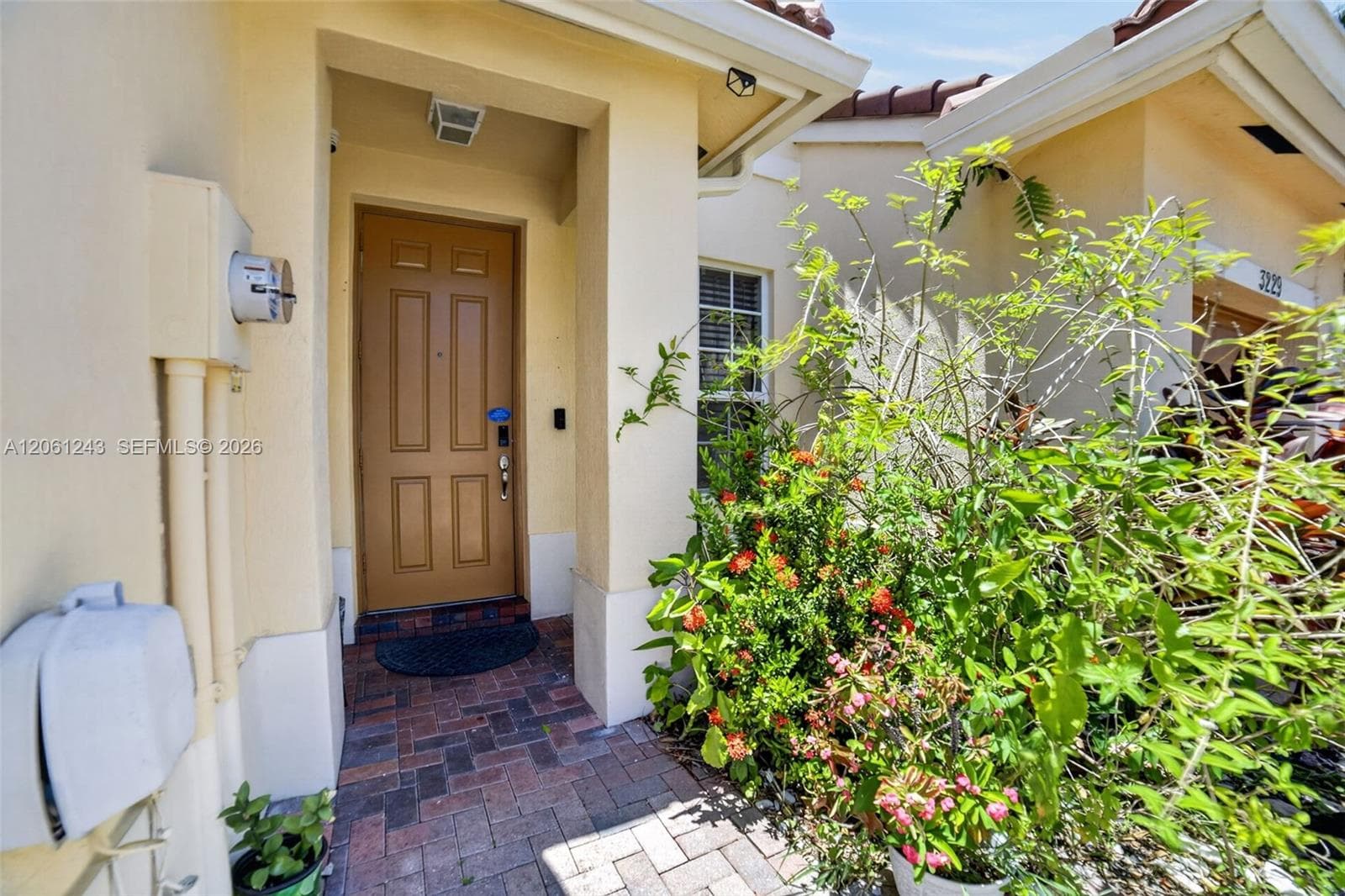 3227 NW 32nd Ter, Oakland Park, FL 33309 photo 4