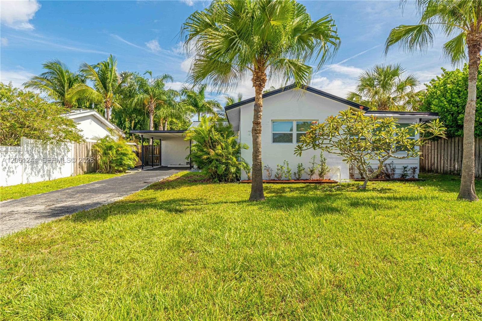 731 NE 16th St, Fort Lauderdale, FL 33304 photo 2