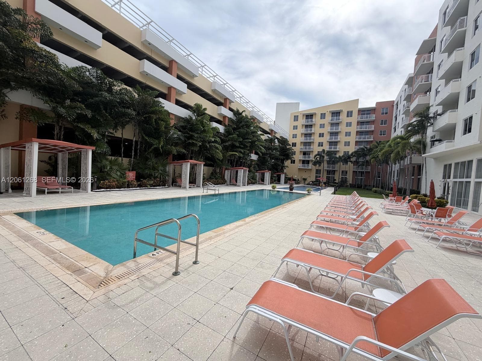 18800 NE 29th Ave # 323, Aventura, FL 33180 photo 2