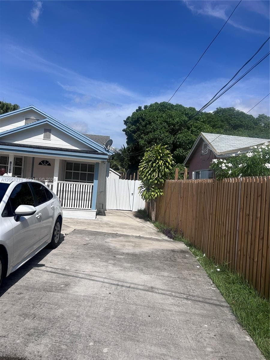 11108 Peachtree Dr # 0, Miami, FL 33161