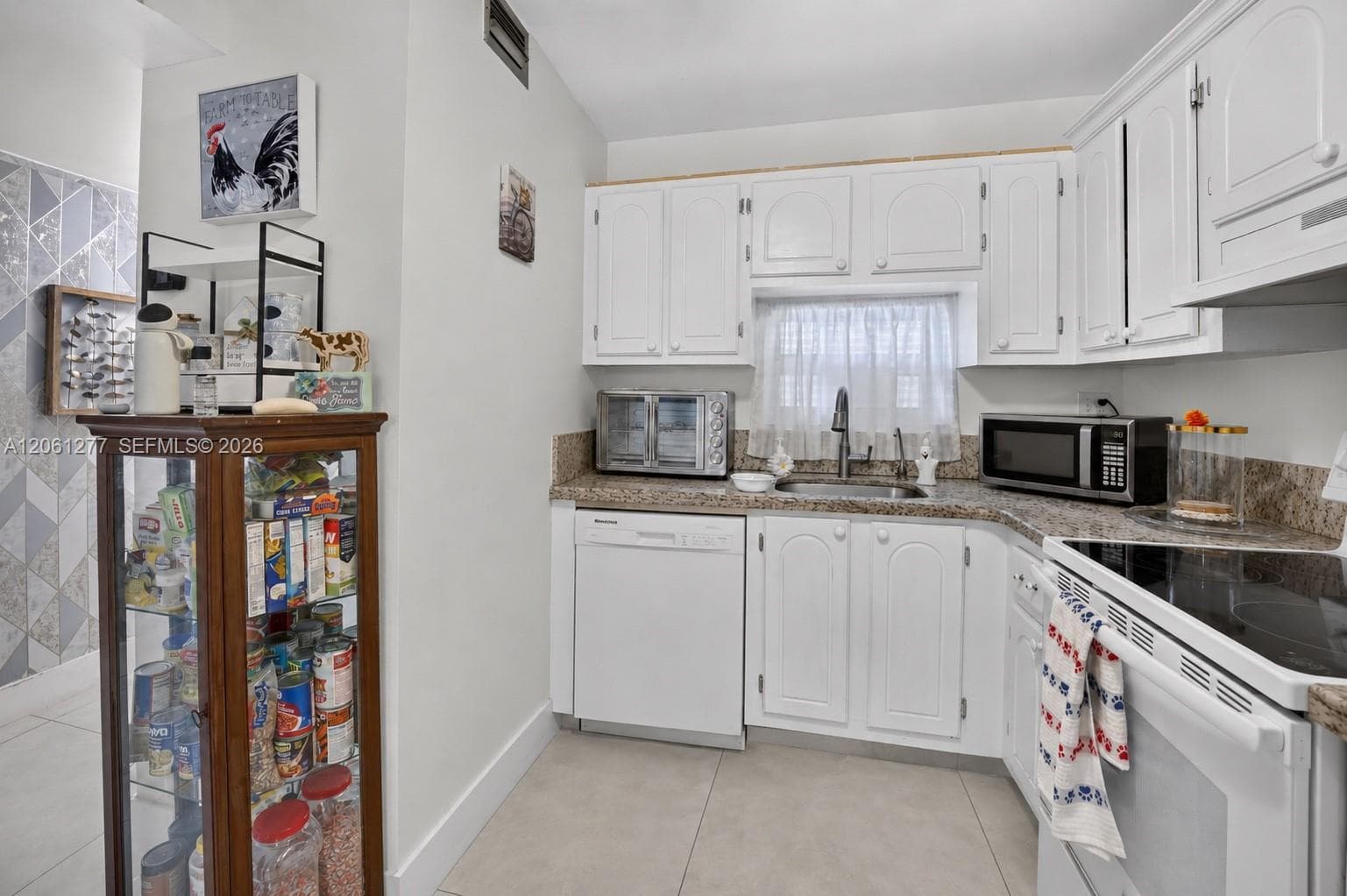 8941 S Hollybrook Blvd # 202, Pembroke Pines, FL 33025 photo 3