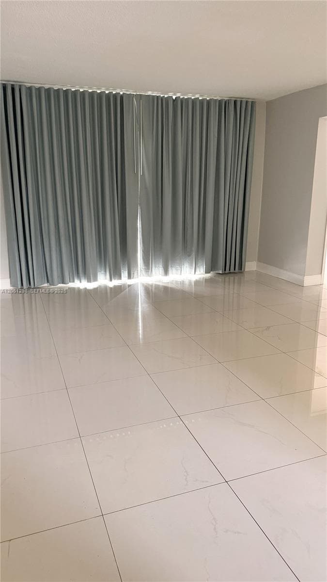 5100 W Flagler St # 204, Miami, FL 33134 photo 4
