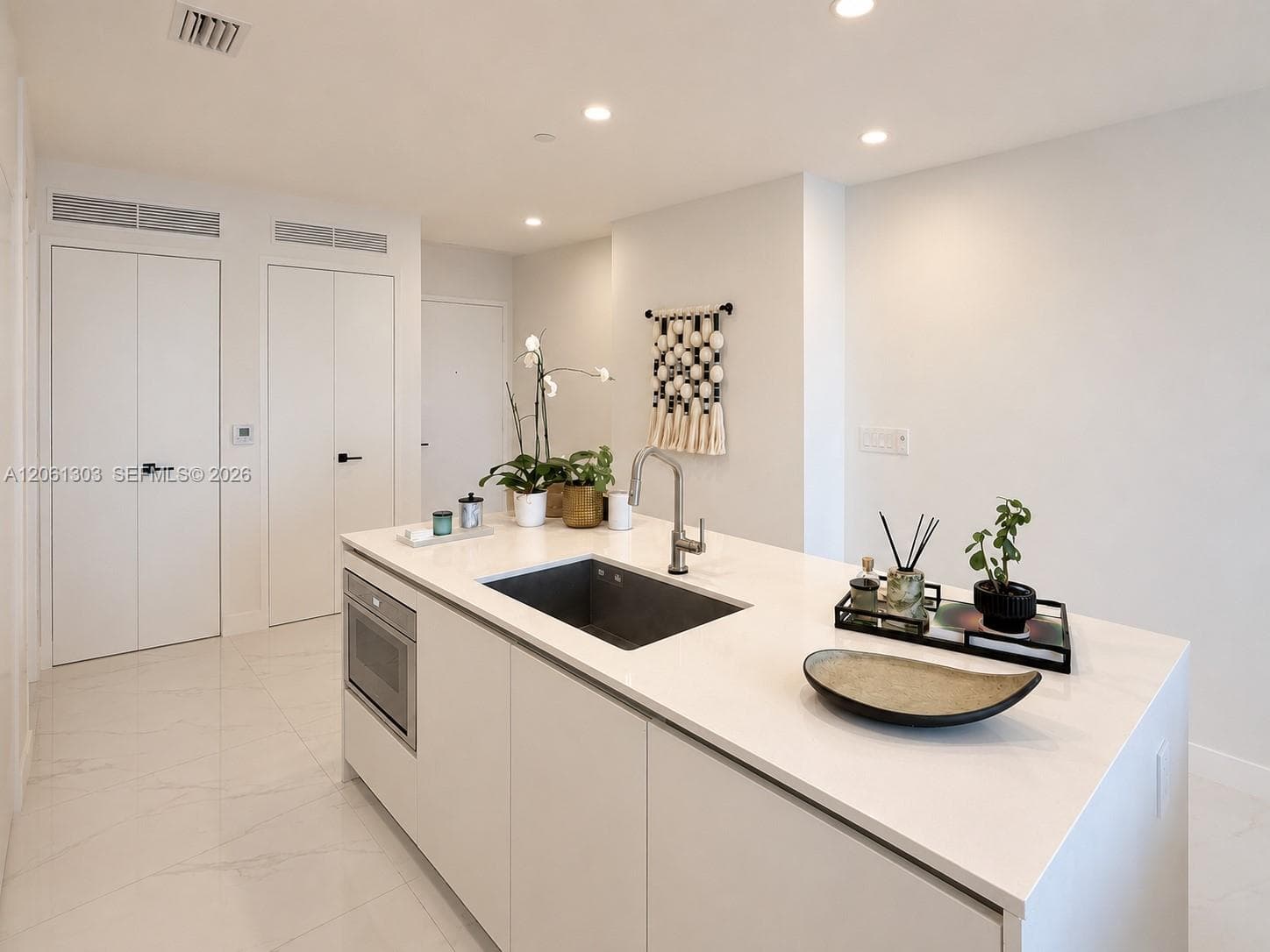 700 NE 24th St # 3004, Miami, FL 33137 photo 5