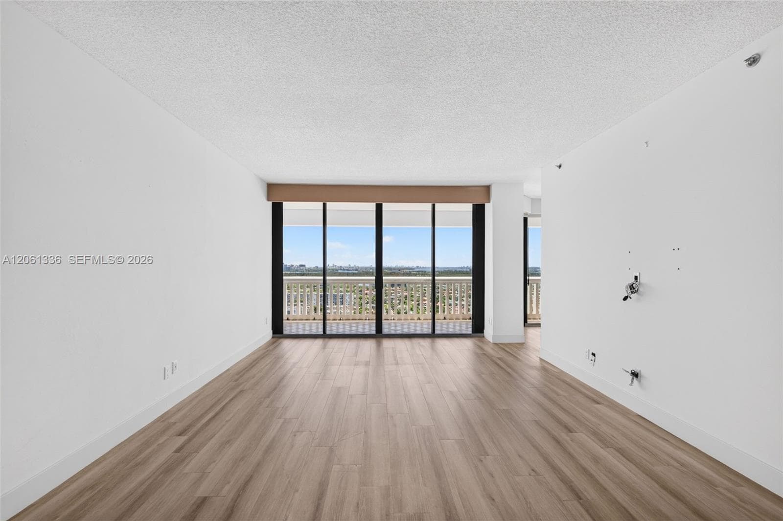2000 Island Blvd # 3008, Aventura, FL 33160 photo 4