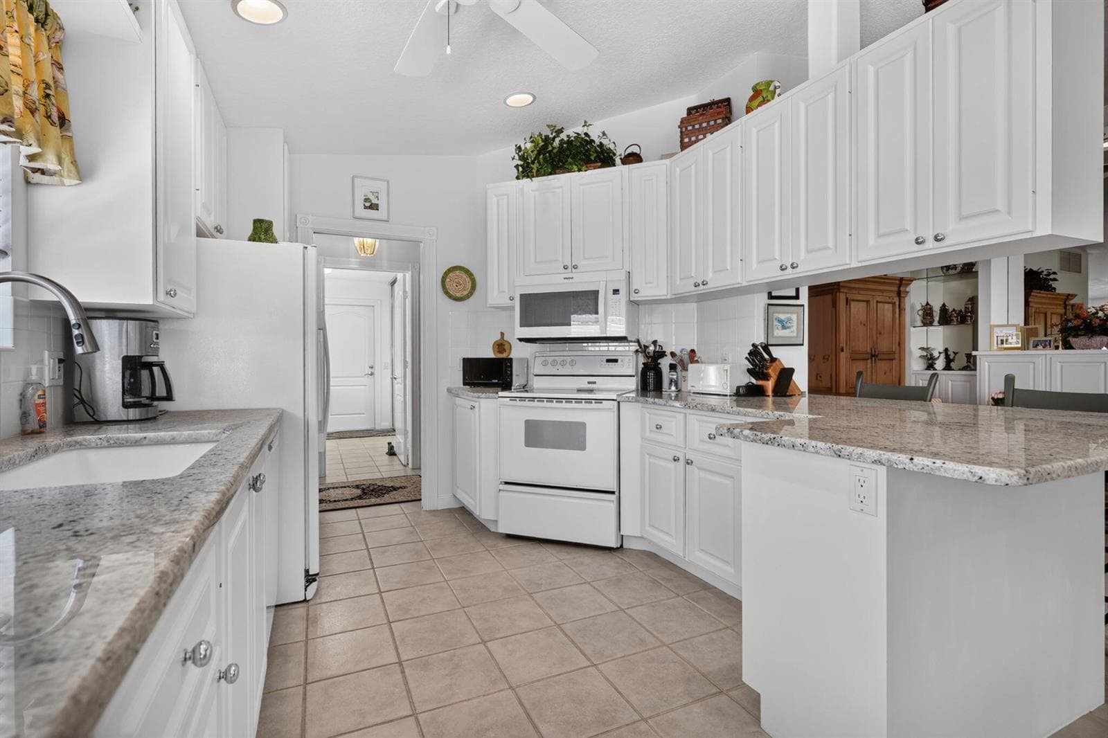 3483 SE CORMORANT Place, Hobe Sound, FL 33455 photo 3