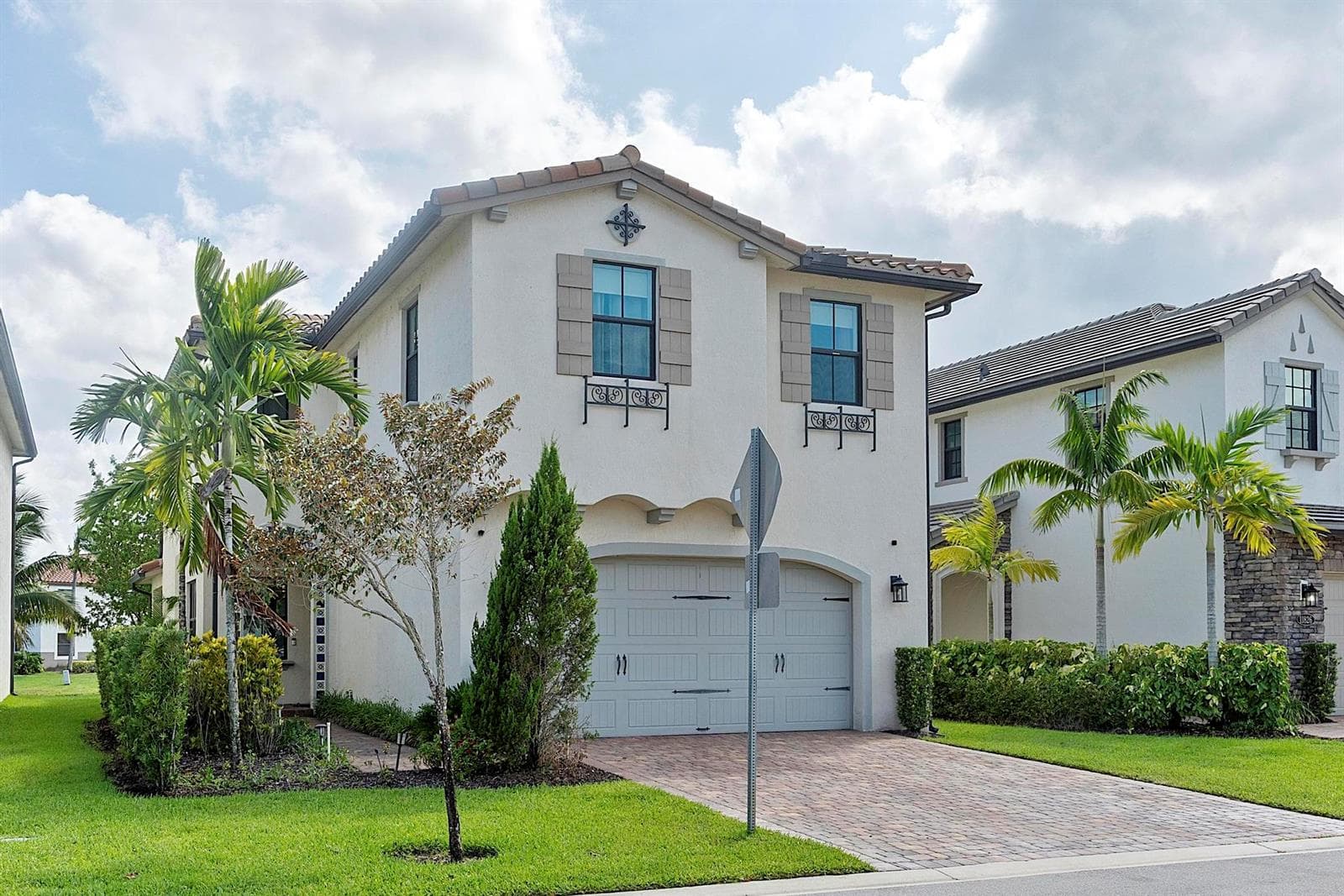 11824 SW 13th Court, Pembroke Pines, FL 33025 photo 2
