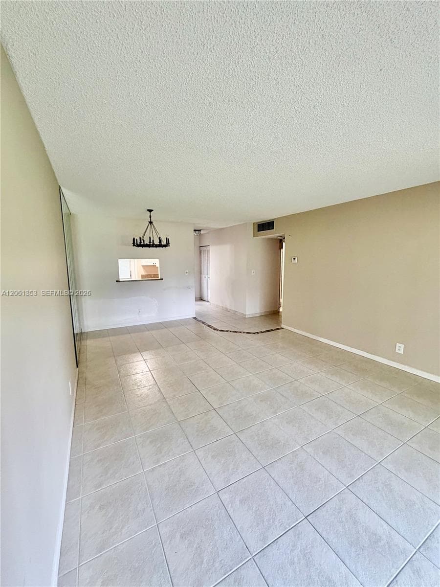 5001 NW 34th St # 102, Lauderdale Lakes, FL 33319 photo 3